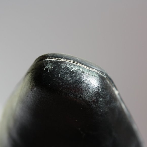 size 7 1/2 Anne Klein iFlex Ankle boots w/ Buckle pointed toe black leather - Picture 8 of 9